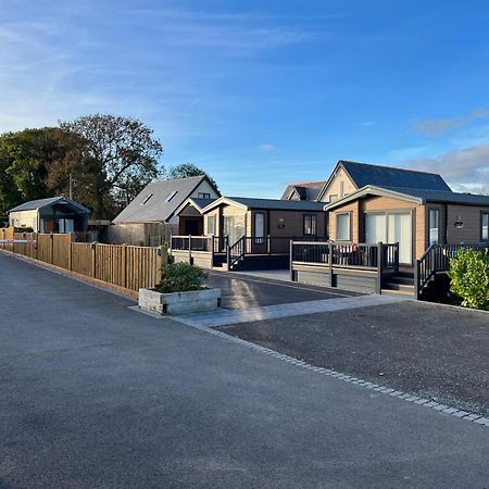 The Pods At Haulfryn Caravan Park Whitford ภายนอก รูปภาพ