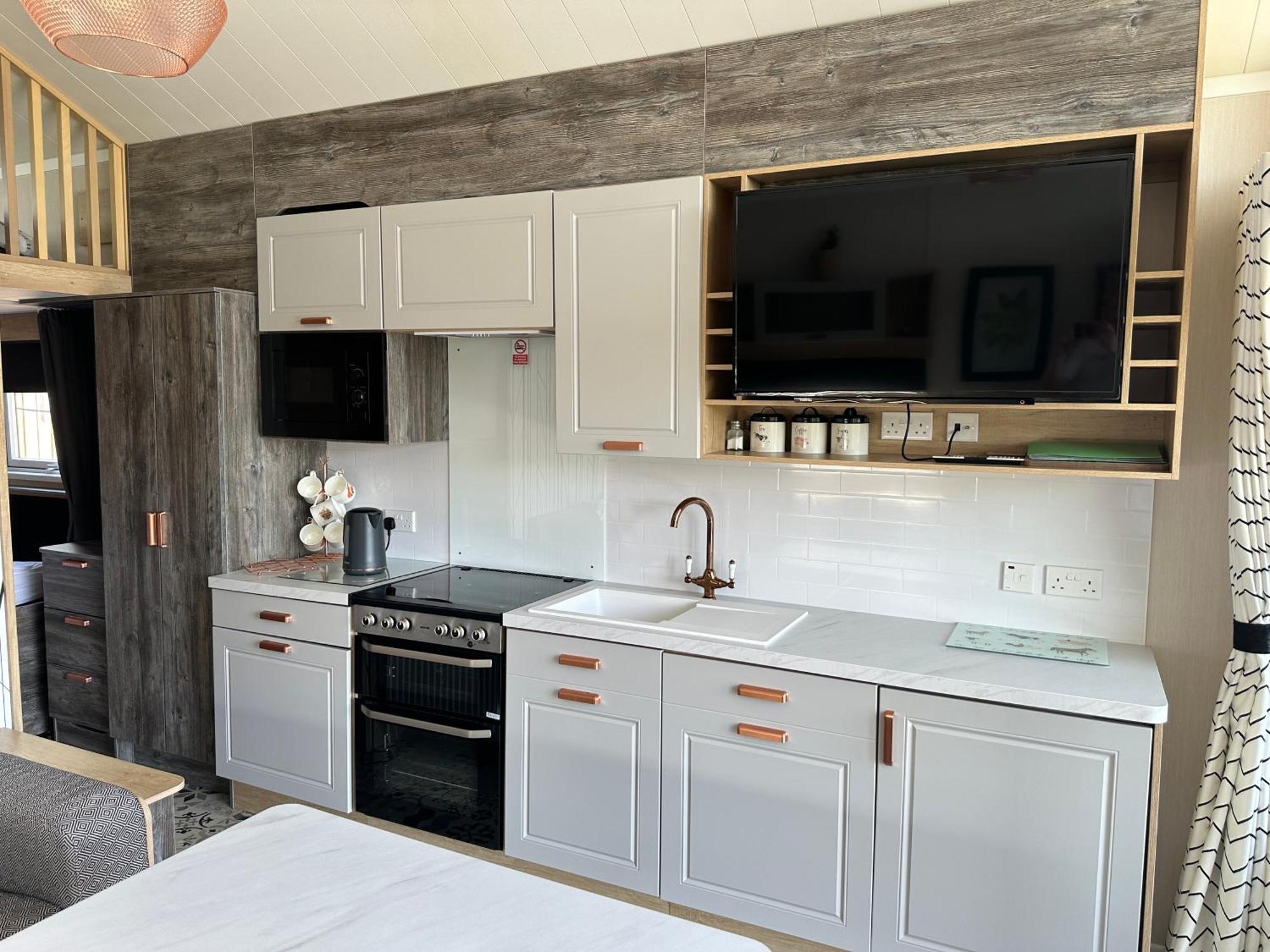 The Pods At Haulfryn Caravan Park Whitford ภายนอก รูปภาพ